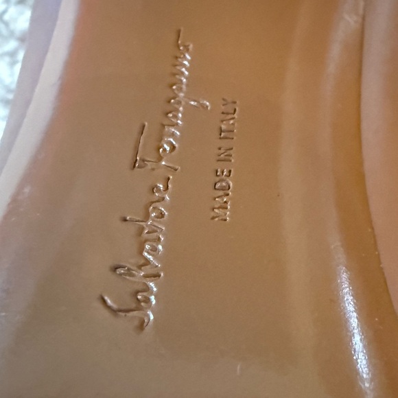 Salvatore Ferragamo Leather Galilea Sandals Block Heel Size 7.5 w/ Dust Bag - Picture 6 of 11